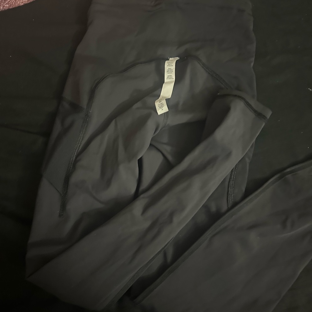 Lululemon pocket align leggings - Picture 2 of 6